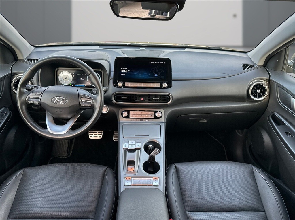 Hyundai Kona Electric 64 kWh Ultimate 204HK 5d Aut. - Image 12