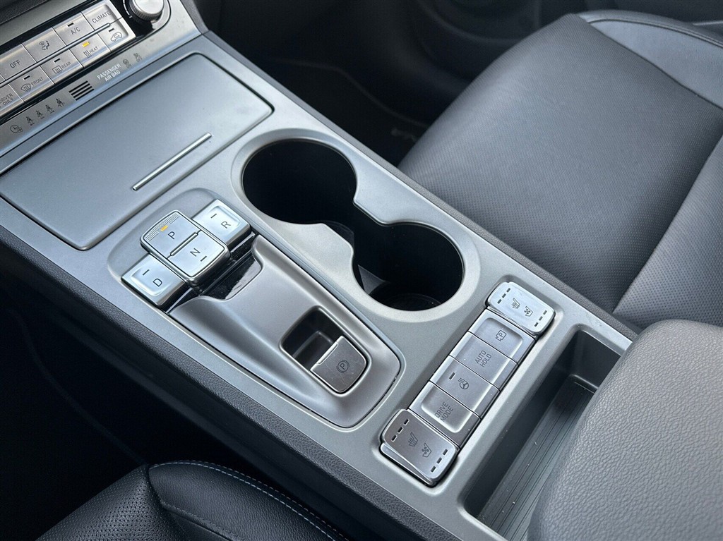 Hyundai Kona Electric 64 kWh Ultimate 204HK 5d Aut. - Image 18