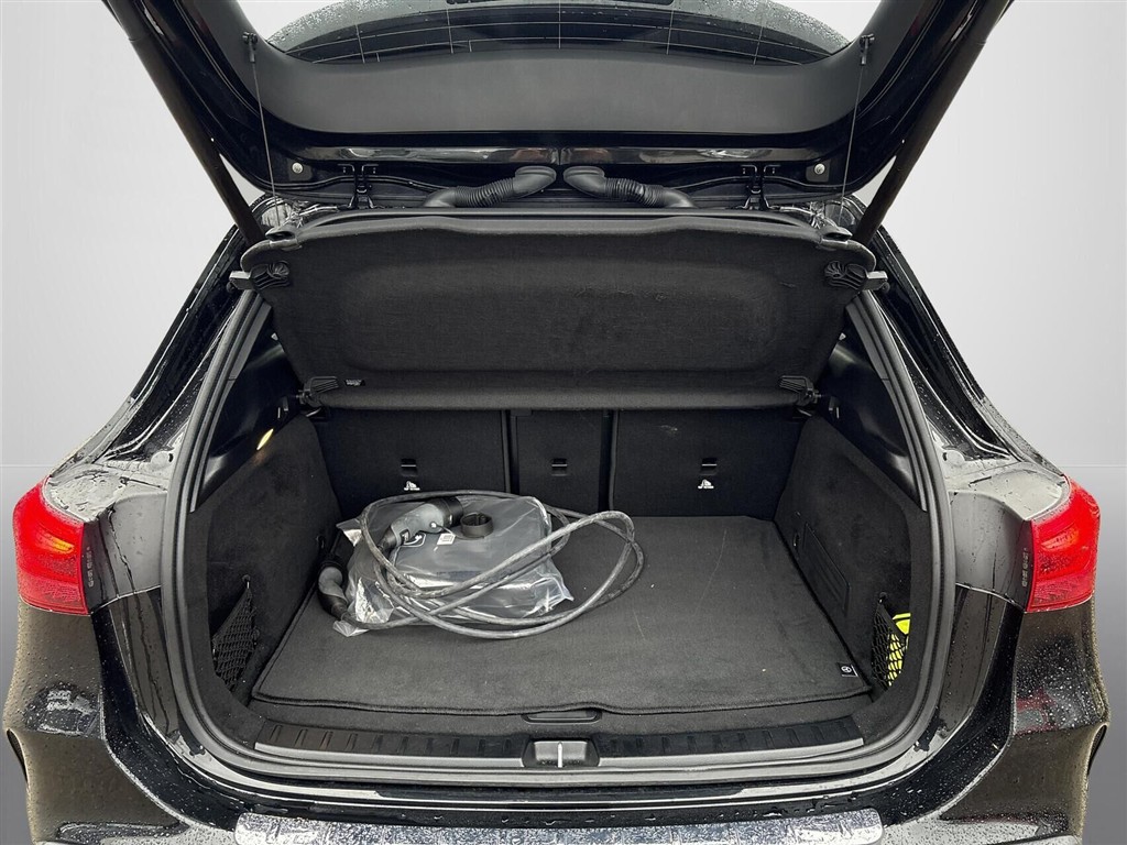 Mercedes-Benz EQA 350 EL AMG Edition 4Matic 292HK 5d Aut. - Image 7