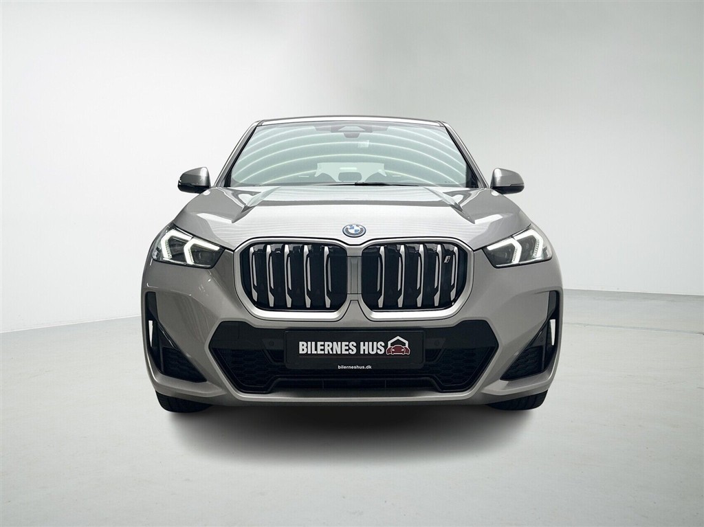 BMW iX1 xDrive30 EL M-Sport 4x4 313HK 5d Aut. - Image 7