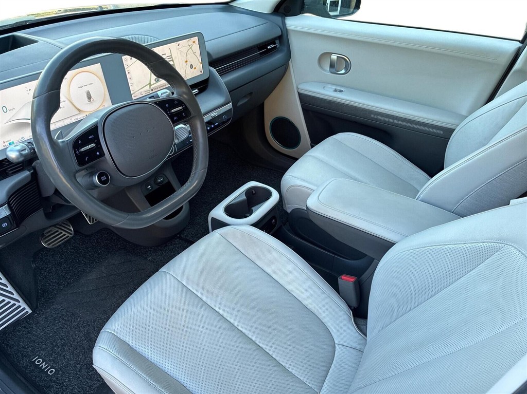 Hyundai Ioniq 5 Electric 77,4 kWh Ultimate 229HK 5d Aut. - Image 3