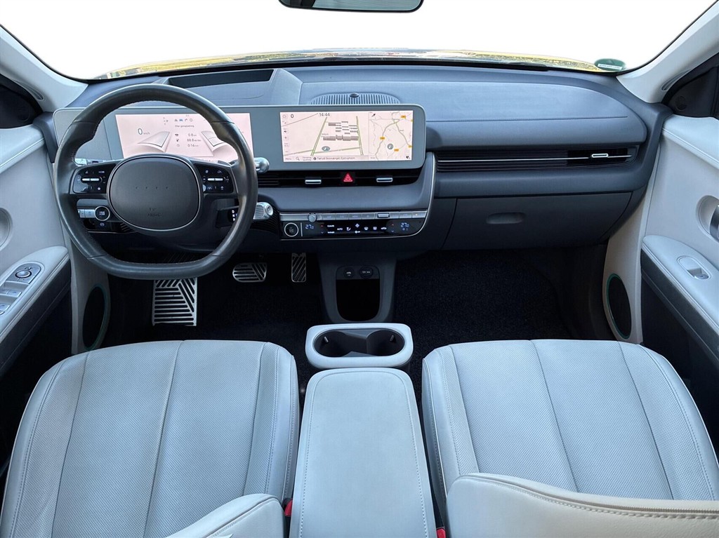 Hyundai Ioniq 5 Electric 77,4 kWh Ultimate 229HK 5d Aut. - Image 4