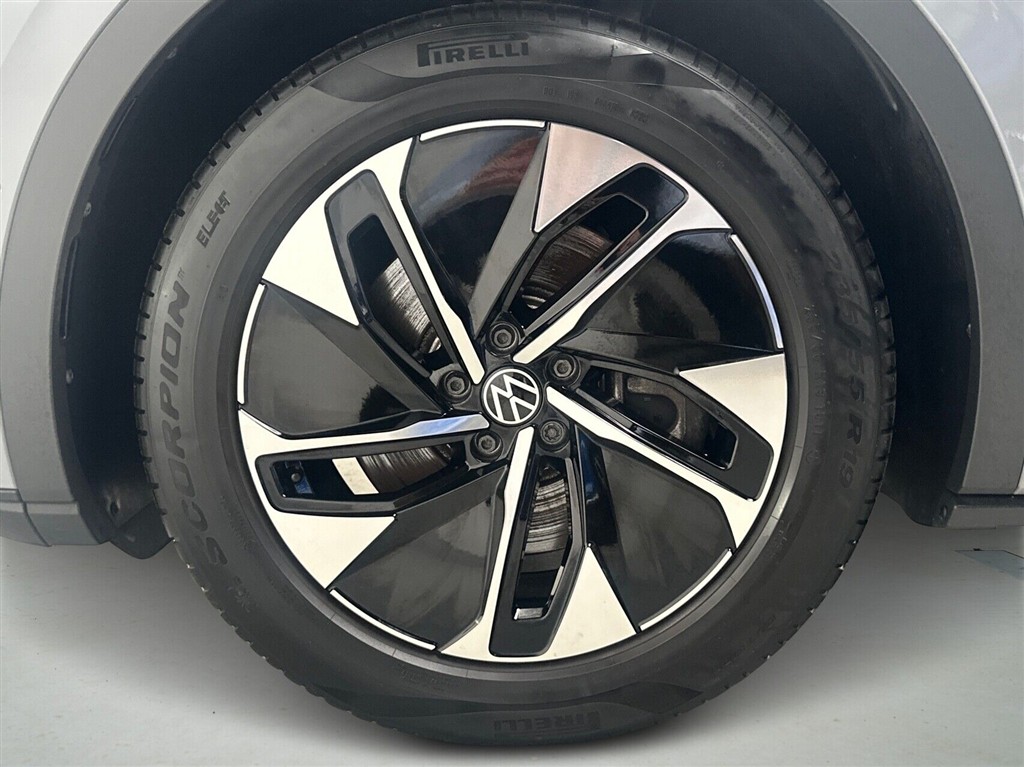 VW ID.5 EL Pro Performance 204HK 5d Aut. - Image 9