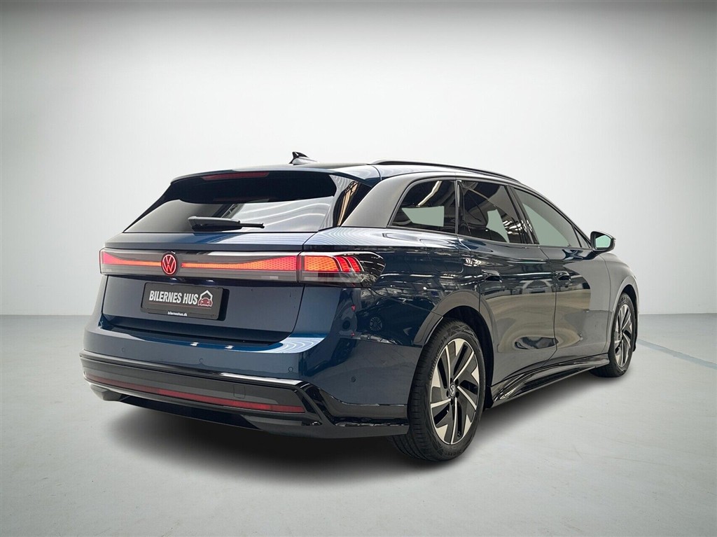 VW ID.7 EL Pro+ 286HK 5d Aut. - Image 2