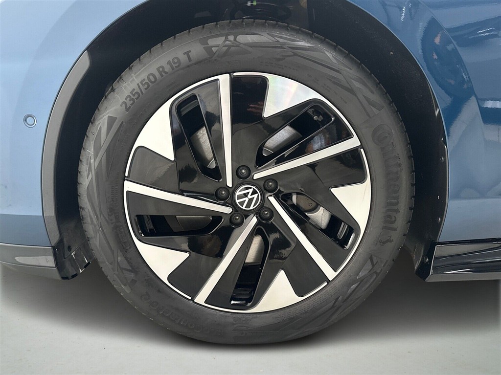 VW ID.7 EL Pro+ 286HK 5d Aut. - Image 9