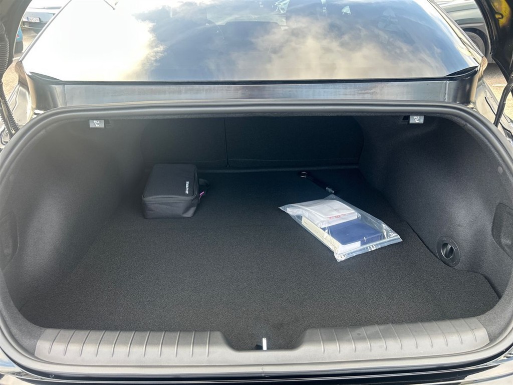 Hyundai Ioniq 6 Electric 77,4 kWh Advanced 4WD 325HK Aut. - Image 13