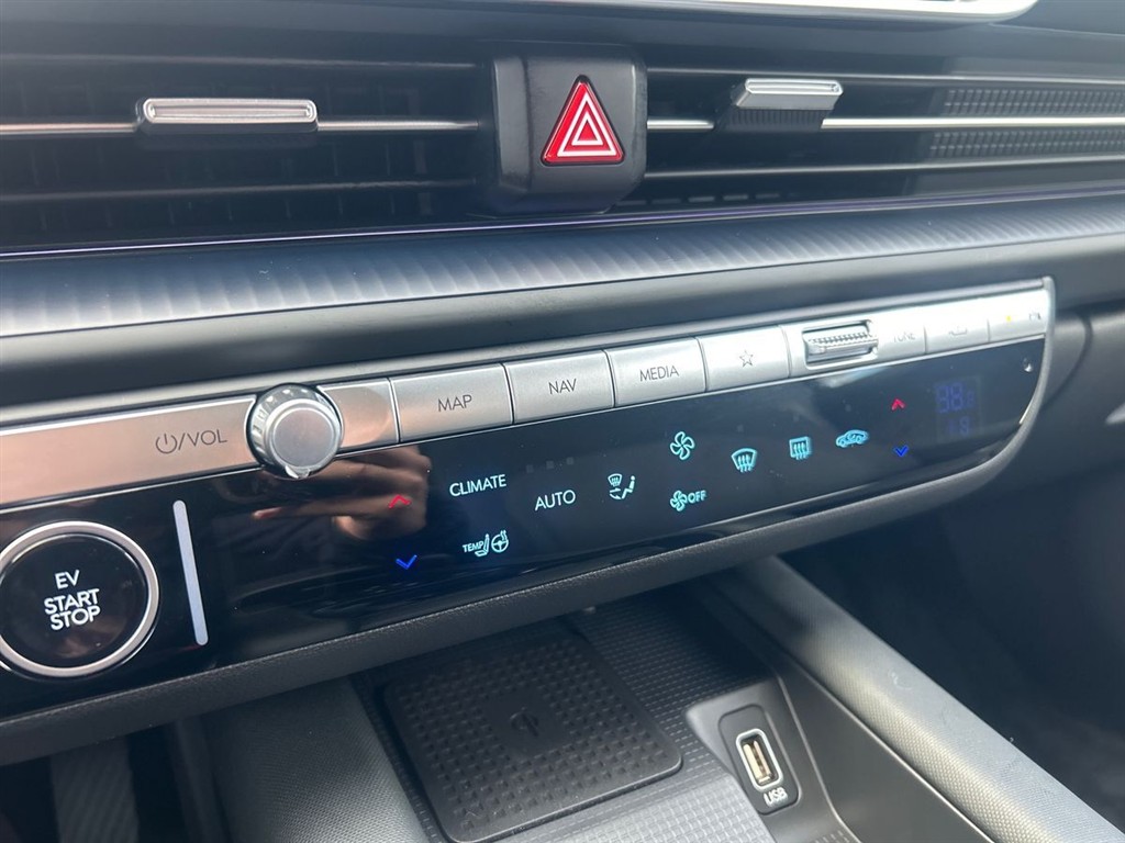 Hyundai Ioniq 6 Electric 77,4 kWh Advanced 4WD 325HK Aut. - Image 15