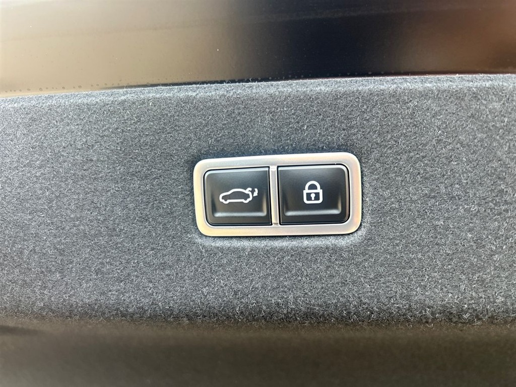 Hyundai Ioniq 6 Electric 77,4 kWh Advanced 4WD 325HK Aut. - Image 18