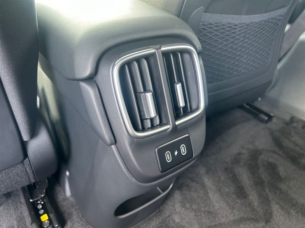 Hyundai Ioniq 6 Electric 77,4 kWh Advanced 4WD 325HK Aut. - Image 19