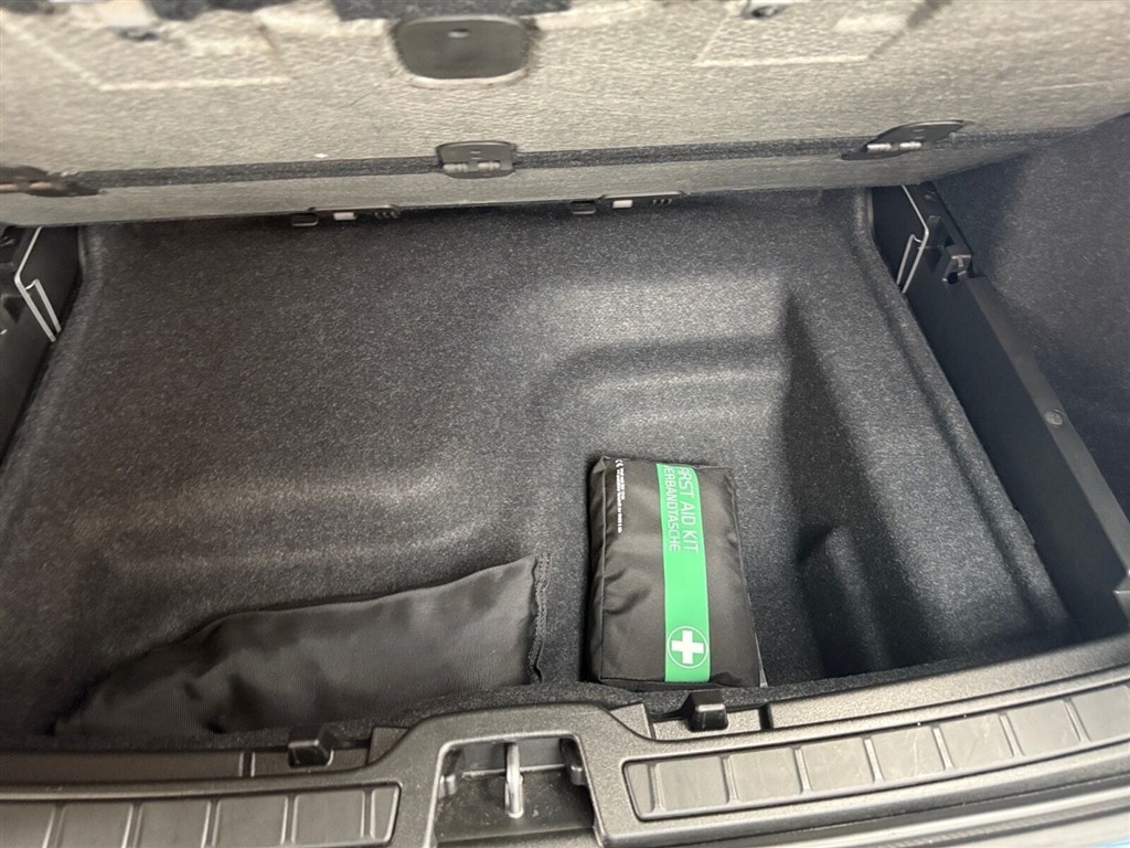 Volvo XC40 P6 Recharge Ultimate 231HK 5d Aut. - Image 19