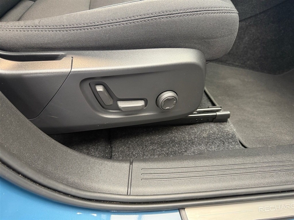 Volvo XC40 P6 Recharge Ultimate 231HK 5d Aut. - Image 22