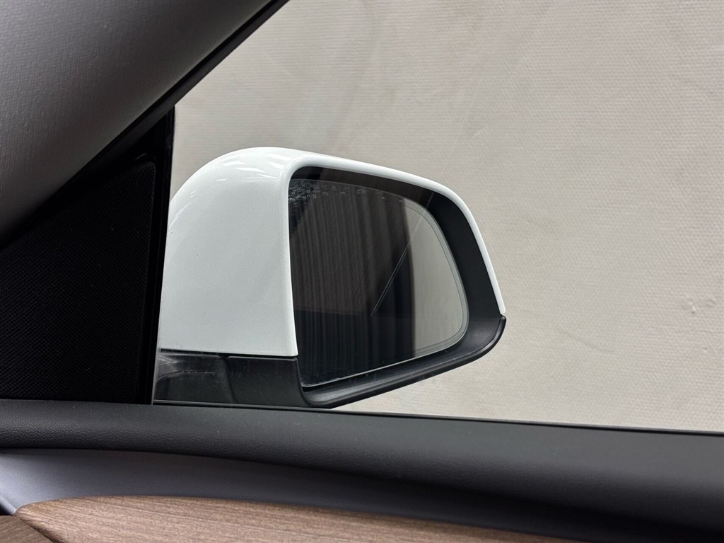 Tesla Model Y EL Long Range AWD 514HK 5d Aut. - Image 28