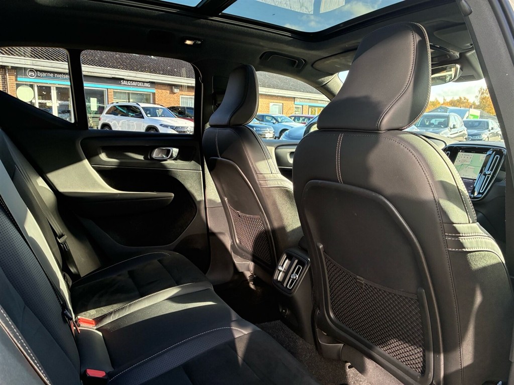Volvo XC40 P8 Recharge Twin Plus AWD 408HK 5d Aut. - Image 6